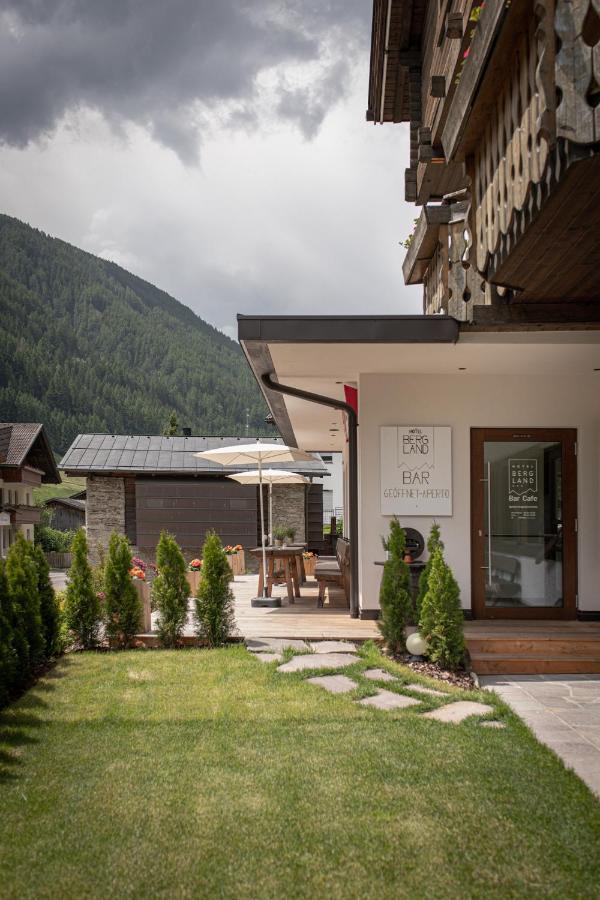 Hotel Bergland Cadipietra Ngoại thất bức ảnh