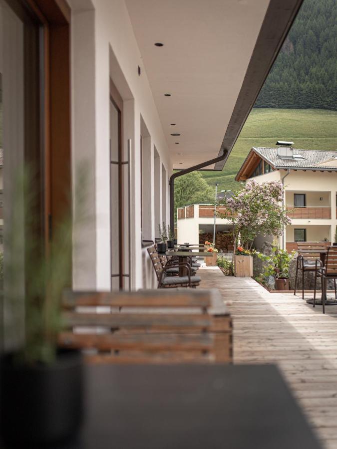 Hotel Bergland Cadipietra Ngoại thất bức ảnh