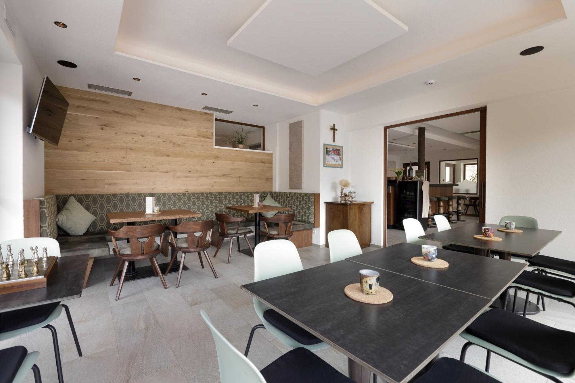 Hotel Bergland Cadipietra Ngoại thất bức ảnh