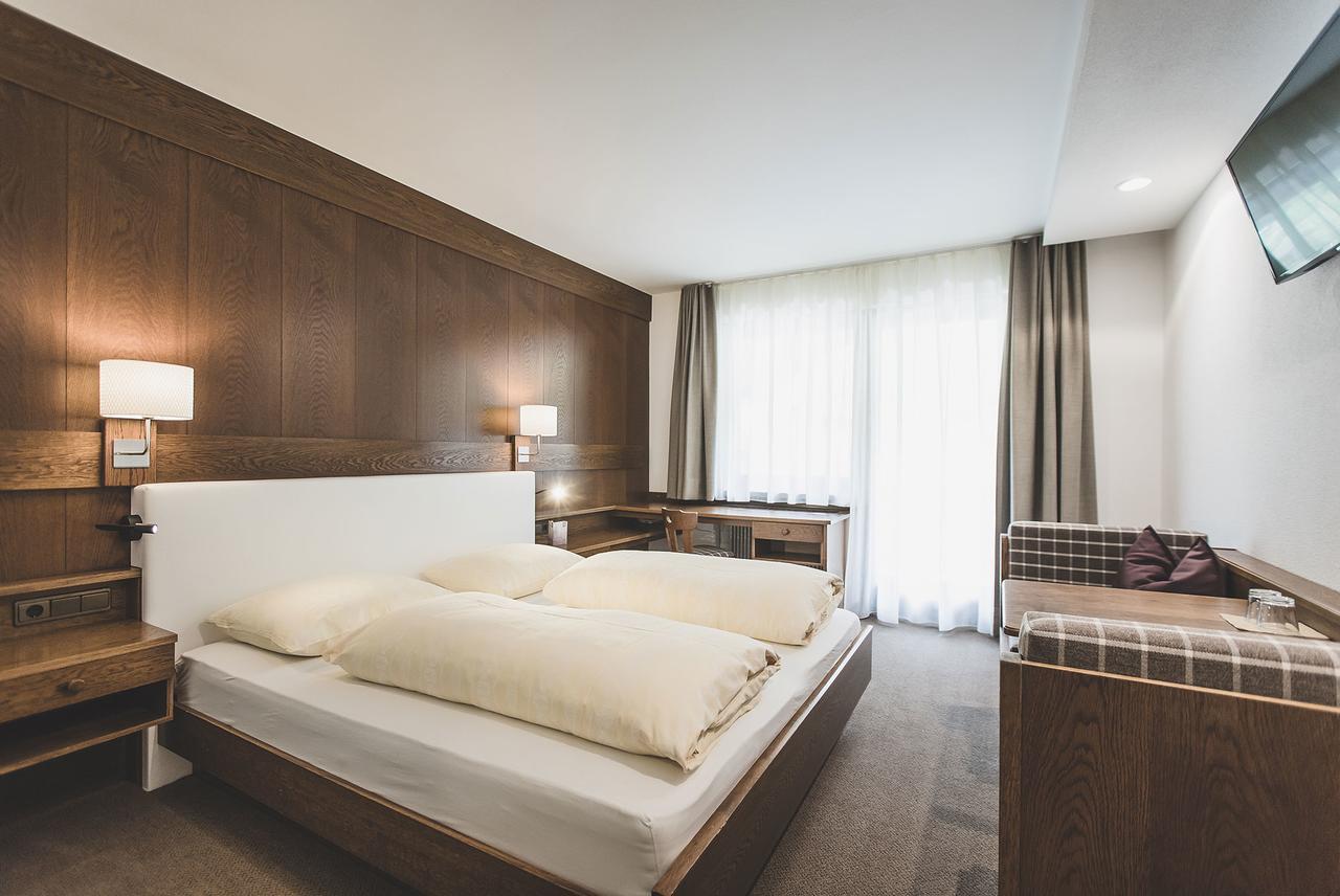 Hotel Bergland Cadipietra Ngoại thất bức ảnh