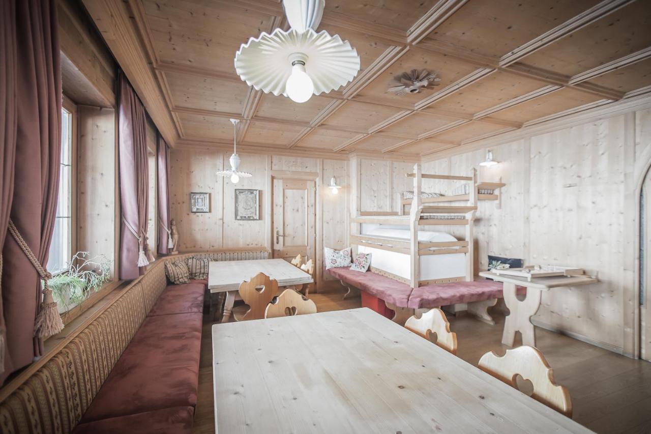 Hotel Bergland Cadipietra Ngoại thất bức ảnh